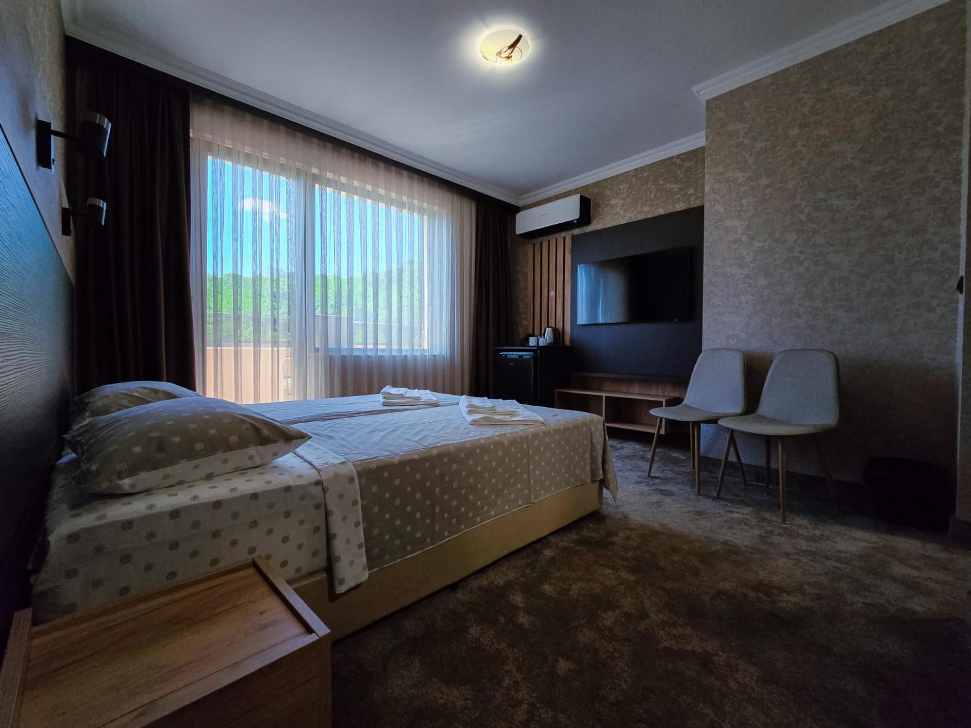 Комплекс Бабенец Hotell Gorna Oryakhovitsa Exteriör bild