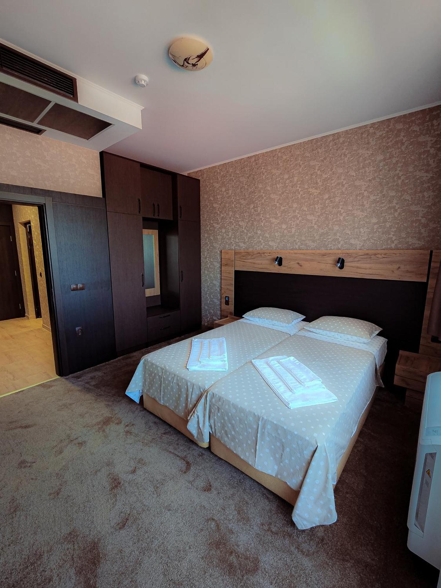 Комплекс Бабенец Hotell Gorna Oryakhovitsa Exteriör bild